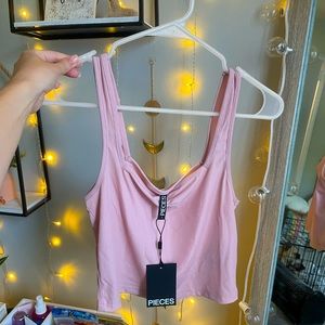 Pieces Ribbed Tank Top